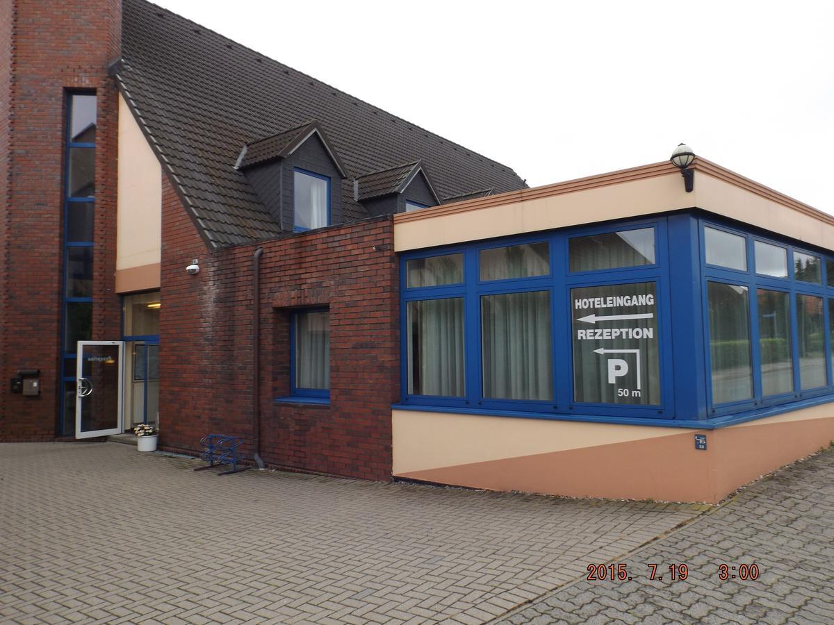 Hotel Ziegenkrug Schweriner Tor Pampow Exterior photo