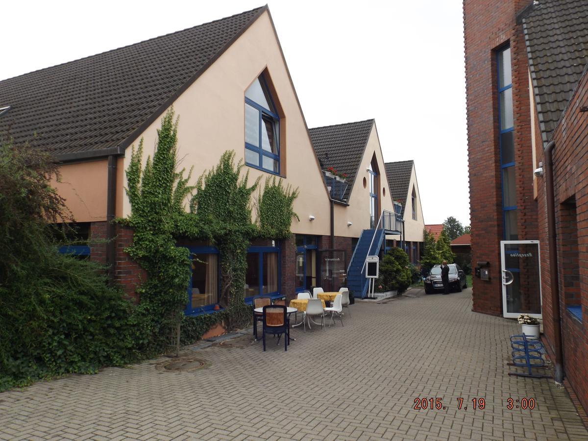 Hotel Ziegenkrug Schweriner Tor Pampow Exterior photo
